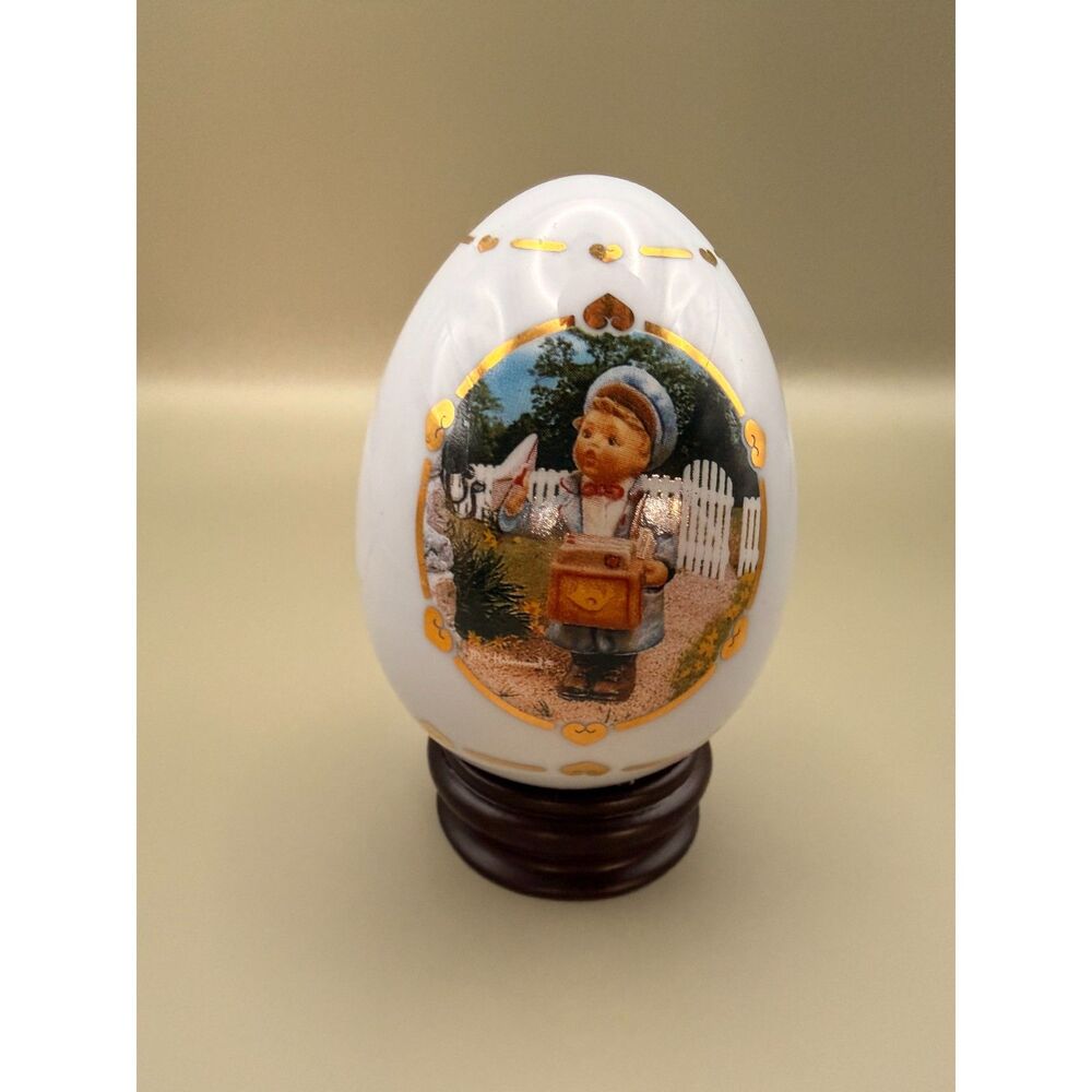 Vintage 1993 M.J. Hummel “The Postman” Porcelain Egg